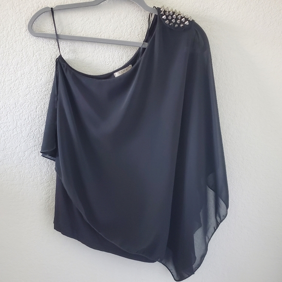 Zara Tops - ZARA Trafaluc asymmetrical one shoulder blouse
